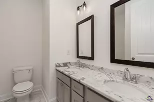 210 Farmland Circle, Perry, GA 31069 - Photo 17