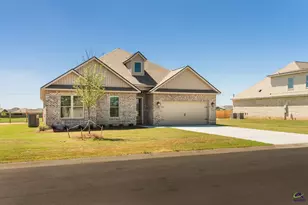 210 Farmland Circle, Perry, GA 31069 - Photo 3