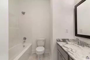 210 Farmland Circle, Perry, GA 31069 - Photo 15
