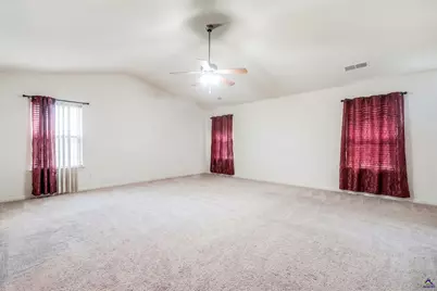 942 Amelia Drive, Byron, GA 31008 - Photo 15