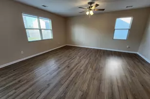 223 Flowing Meadows Dr, Kathleen, GA 31047 - Photo 7