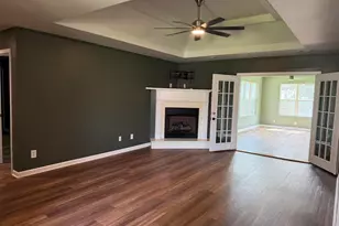 104 Lonesome Doe Cir, Kathleen, GA 31047 - Photo 3