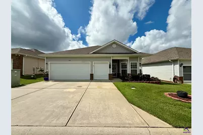 303 S Houston Springs Boulevard, Perry, GA 31069 - Photo 1