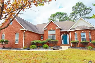 701 Victoria Cir, Warner Robins, GA 31088 - Photo 1