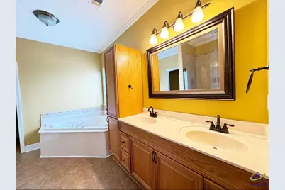 701 Victoria Circle, Warner Robins, GA 31088 - Photo 15