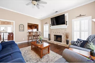 128 Mary Lou Drive, Byron, GA 31008 - Photo 3