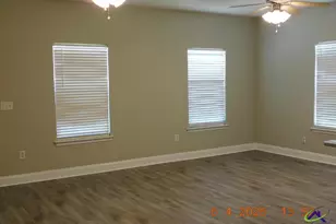408 Club Villa Court, Kathleen, GA 31047 - Photo 3