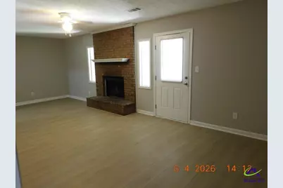 1215 Macon Road Apt. C, Perry, GA 31093 - Photo 5