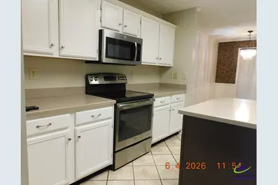 112 Charleston Court, Warner Robins, GA 31088 - Photo 7