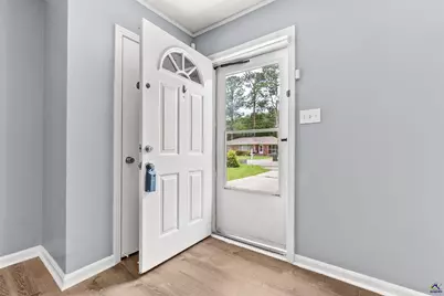 103 Woodlawn Avenue, Warner Robins, GA 31093 - Photo 9