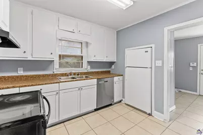 103 Woodlawn Avenue, Warner Robins, GA 31093 - Photo 17