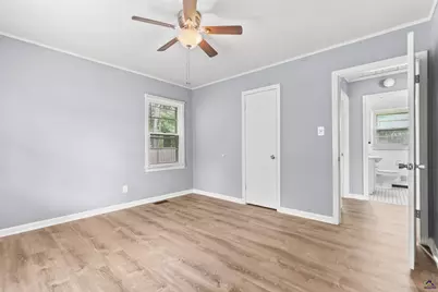 103 Woodlawn Avenue, Warner Robins, GA 31093 - Photo 37