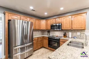 165 Crystal Ridge Cir, Byron, GA 31008 - Photo 11