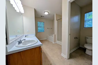 112 Willis Creek Drive, Warner Robins, GA 31088 - Photo 13