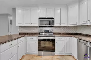 222 Blue Ridge Ln, Warner Robins, GA 31088 - Photo 17