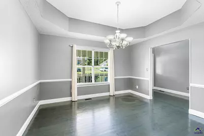 370 Twin Lakes Drive, Gray, GA 31032 - Photo 9