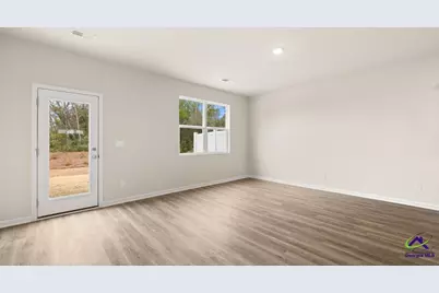 212 Kenmore Circle, Perry, GA 31069 - Photo 17