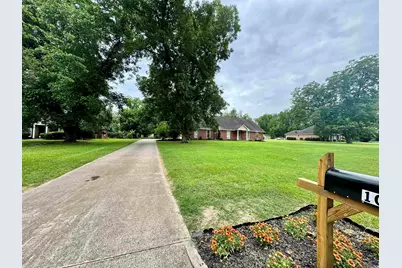 104 Winchester Drives, Leesburg, GA 31763 - Photo 3