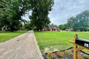 104 Winchester Dr, Leesburg, GA 31763 - Photo 3
