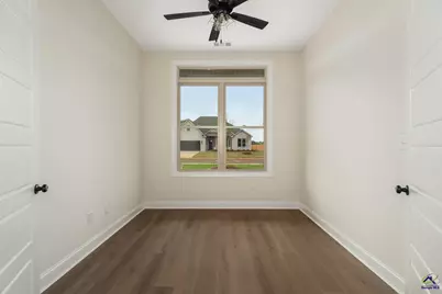 209 Farmland Circle, Perry, GA 31069 - Photo 5