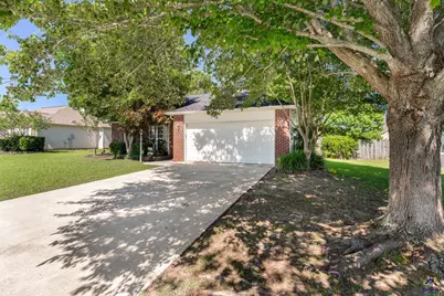 207 Castle Pines Drive, Bonaire, GA 31047 - Photo 1