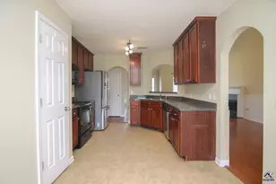 520 Arrie Dr, Byron, GA 31008 - Photo 5