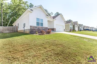 113 Garrett Lane, Bonaire, GA 31005 - Photo 3