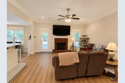 100 McEwen Court, Perry, GA 31069 - Photo 7