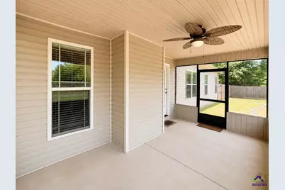 100 McEwen Court, Perry, GA 31069 - Photo 9