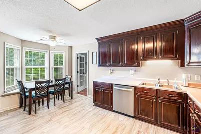111 Grove Ln, Kathleen, GA 31047 - Photo 9