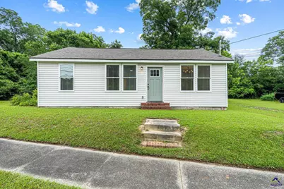 110 S Sixth Street, Warner Robins, GA 31088 - Photo 1