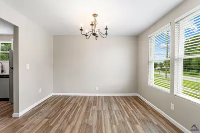 110 S Sixth Street, Warner Robins, GA 31088 - Photo 9