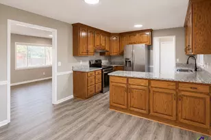 101 Sunnybrook Ct, Warner Robins, GA 31088 - Photo 5