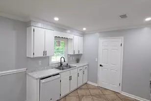 117 Victor St, Warner Robins, GA 31088 - Photo 13