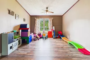 360 Hayes Rd, Byron, GA 31008 - Photo 13