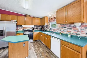 360 Hayes Rd, Byron, GA 31008 - Photo 5