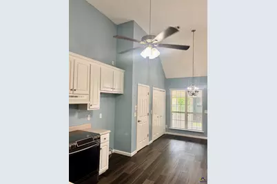 207 Pebblebrook East, Warner Robins, GA 31088 - Photo 9