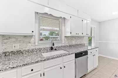211 Kimberly Road, Warner Robins, GA 31088 - Photo 15