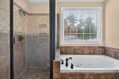 242 Carsons Walk, Macon, GA 31216 - Photo 33