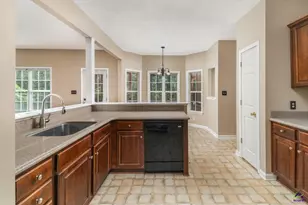 141 Masters Cove, Macon, GA 31211 - Photo 9