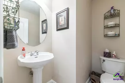 608 Twelve Oaks Drive, Warner Robins, GA 31008 - Photo 15