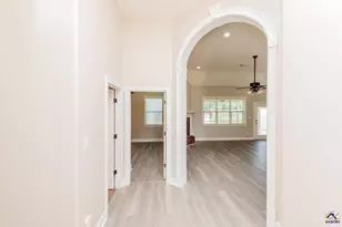 600 Trails End Cir, Bonaire, GA 31005 - Photo 3