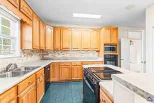 100 Briarmoor Dr, Warner Robins, GA 31088 - Photo 15