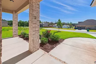 403 Cannon Pt Dr, Bonaire, GA 31005 - Photo 3