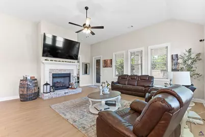 403 Cannon Point Drive, Bonaire, GA 31005 - Photo 17