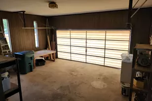 109 Delchamps, Warner Robins, GA 31093 - Photo 39