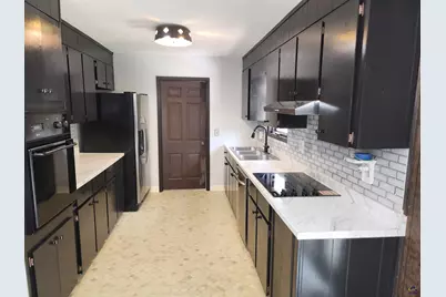 109 Delchamps, Warner Robins, GA 31093 - Photo 11
