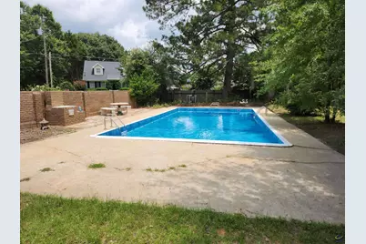 109 Delchamps, Warner Robins, GA 31093 - Photo 35