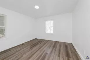 1311 Alma Ave, Warner Robins, GA 31088 - Photo 9
