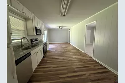1021 Greenwood Dr, Perry, GA 31069 - Photo 5